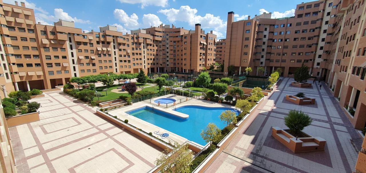 Residencial En Madrid Alquiler De Corta Estancia No Turistico Extérieur photo