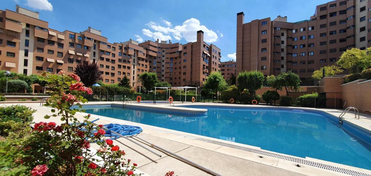 Residencial En Madrid Alquiler De Corta Estancia No Turistico Extérieur photo